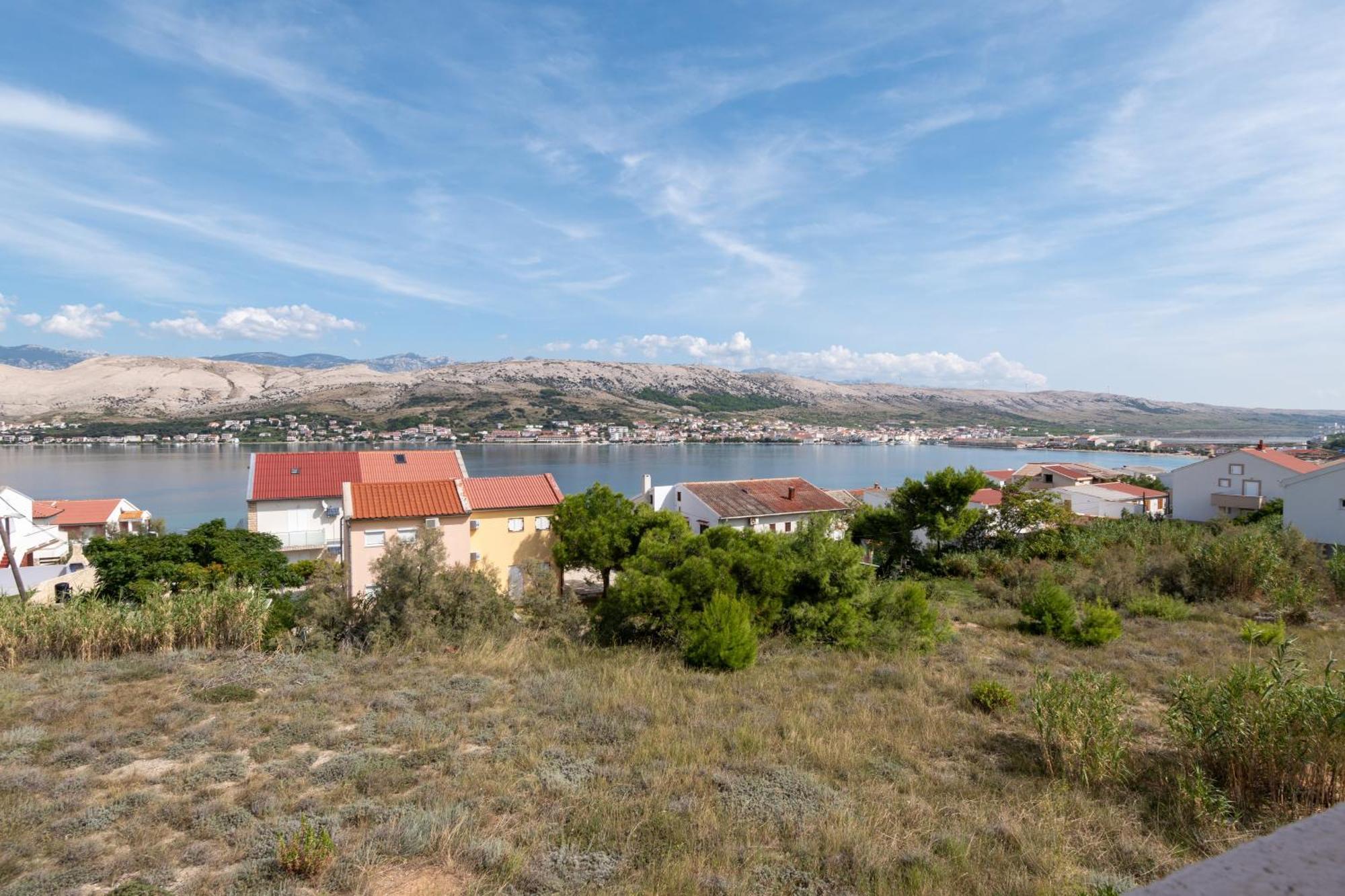 Apartments With A Parking Space Pag - 15765 Pag Town Kültér fotó