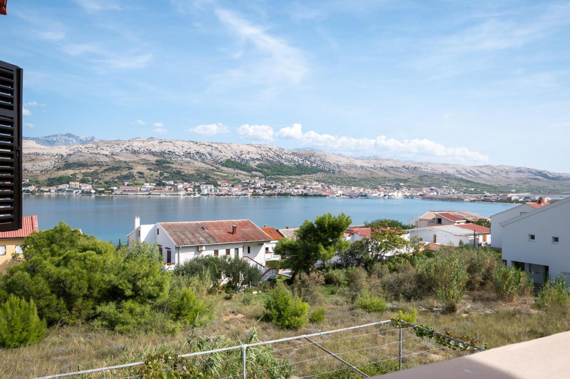 Apartments With A Parking Space Pag - 15765 Pag Town Kültér fotó